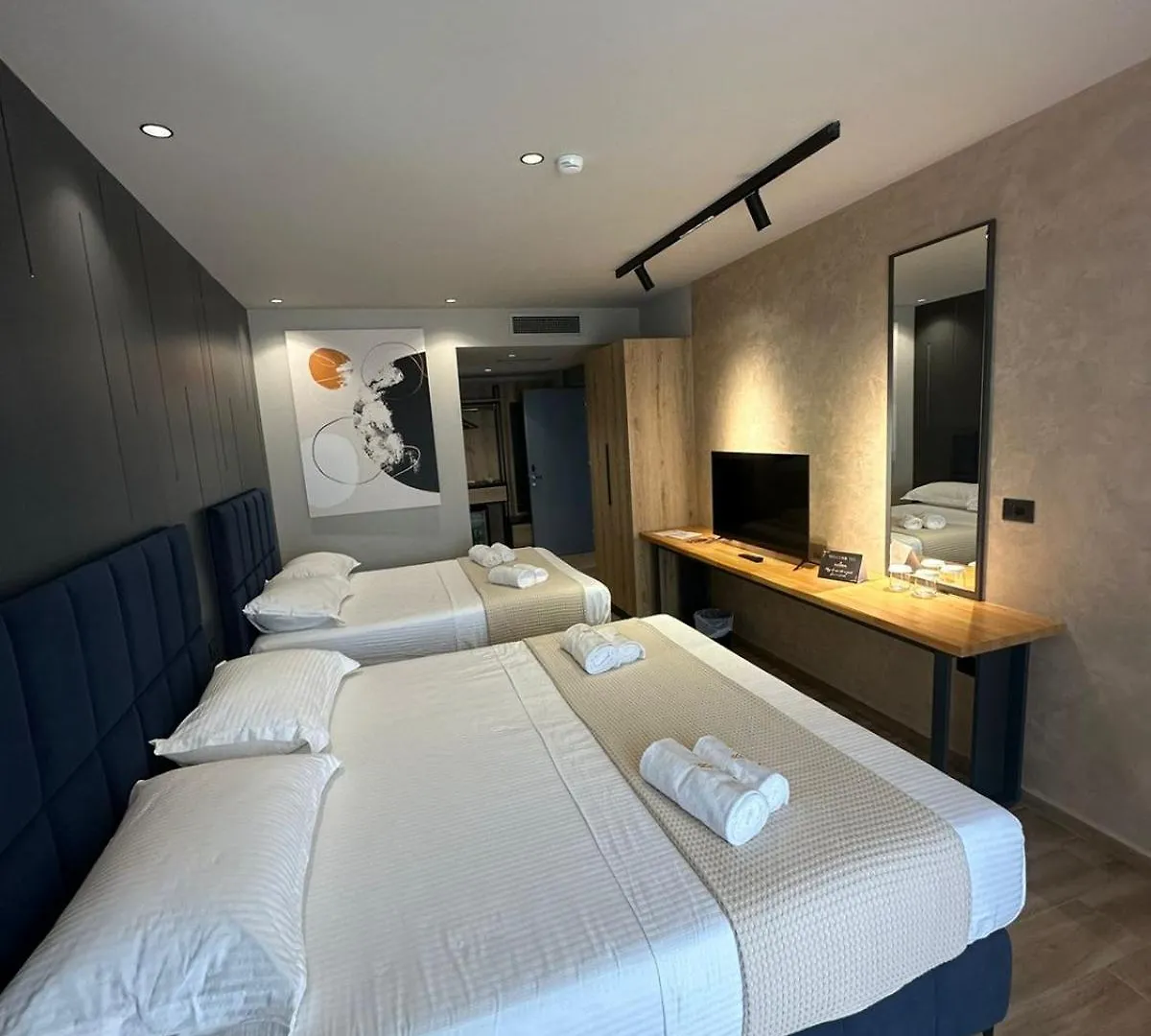 Azura Ksamil Hotel