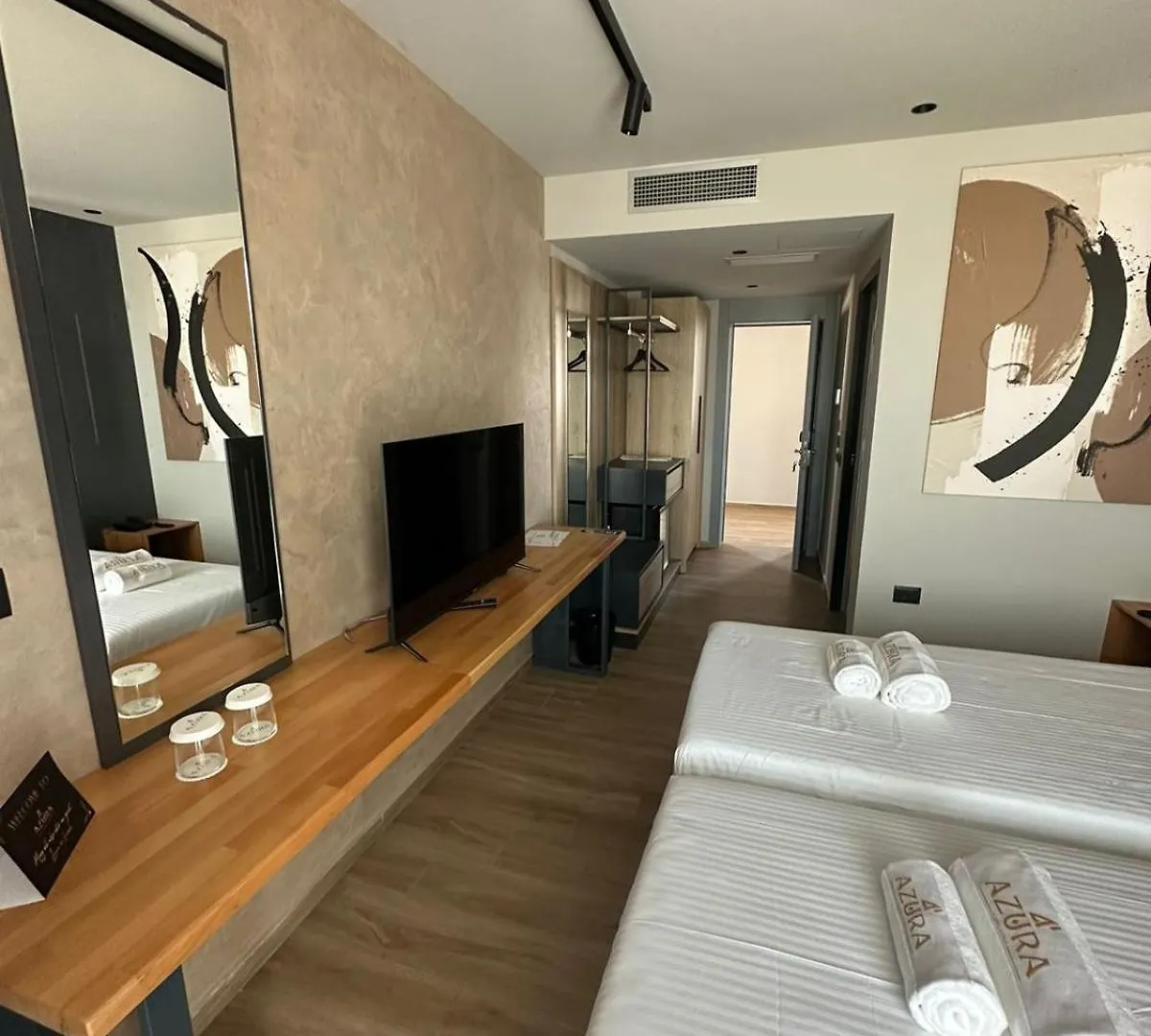 Azura Ksamil Hotel 4*,