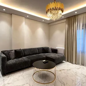 https://zeus-tirana-suite-deluxe.hotels-in-tirana.com