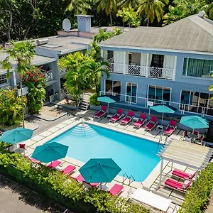 https://travellers-palm.comcaribbean.com